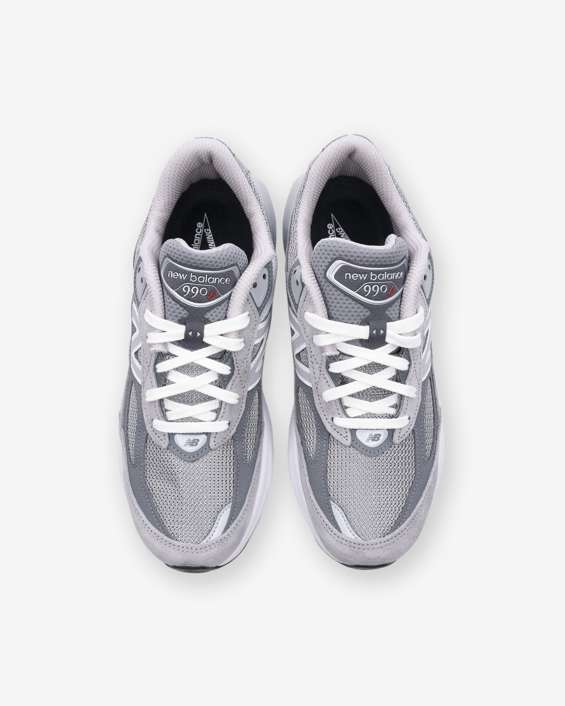 NEW BALANCE WOMEN'S MADE IN USA 990v6 - GREY