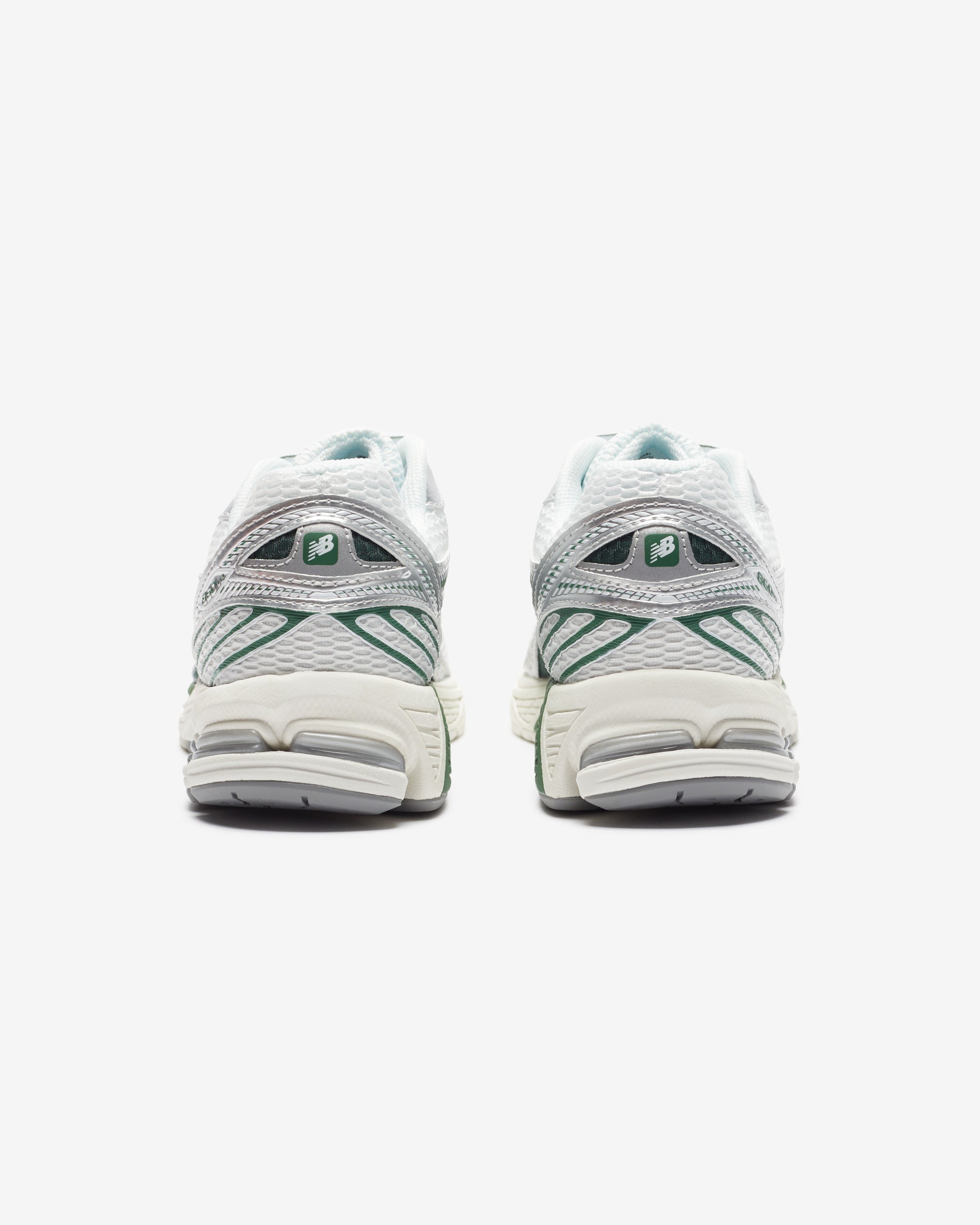 NEW BALANCE 860 v2 - REFLECTION/ MALLARDGREEN