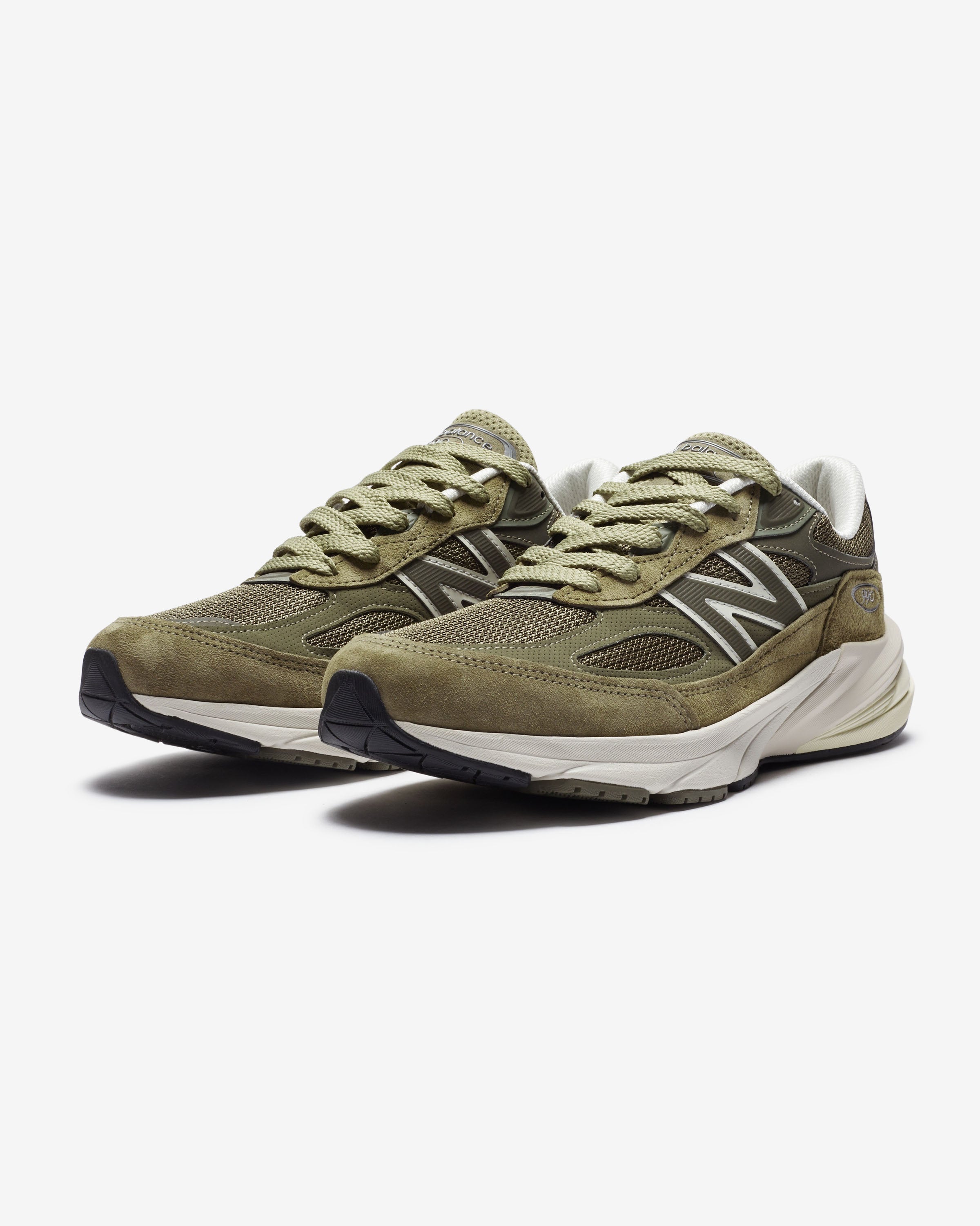 NEW BALANCE 'MADE IN USA' 990v6 - TRUECAMO