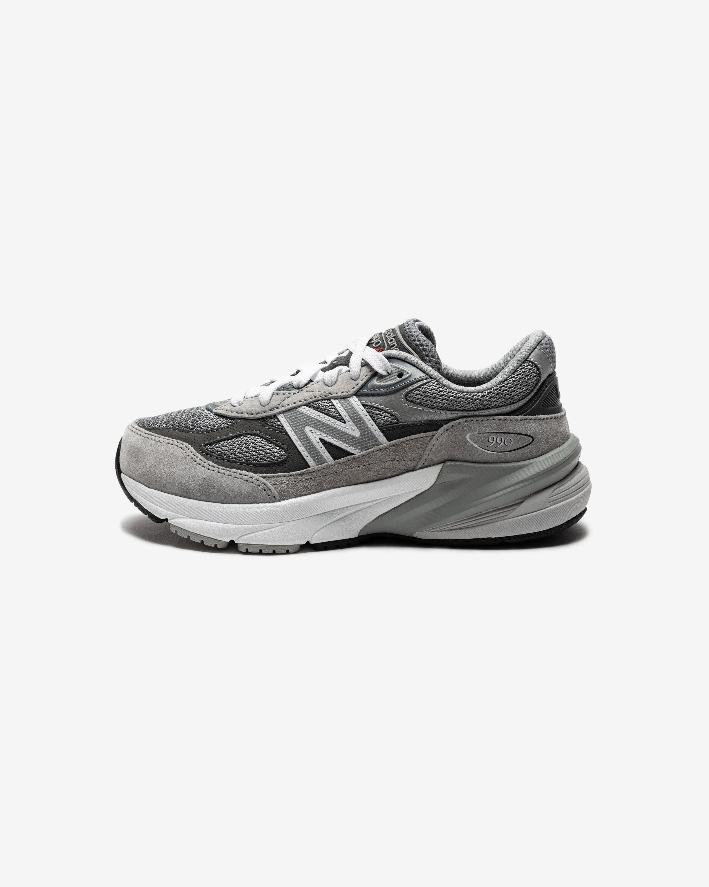 NEW BALANCE GS FUEL CELL 990v6 - GREY