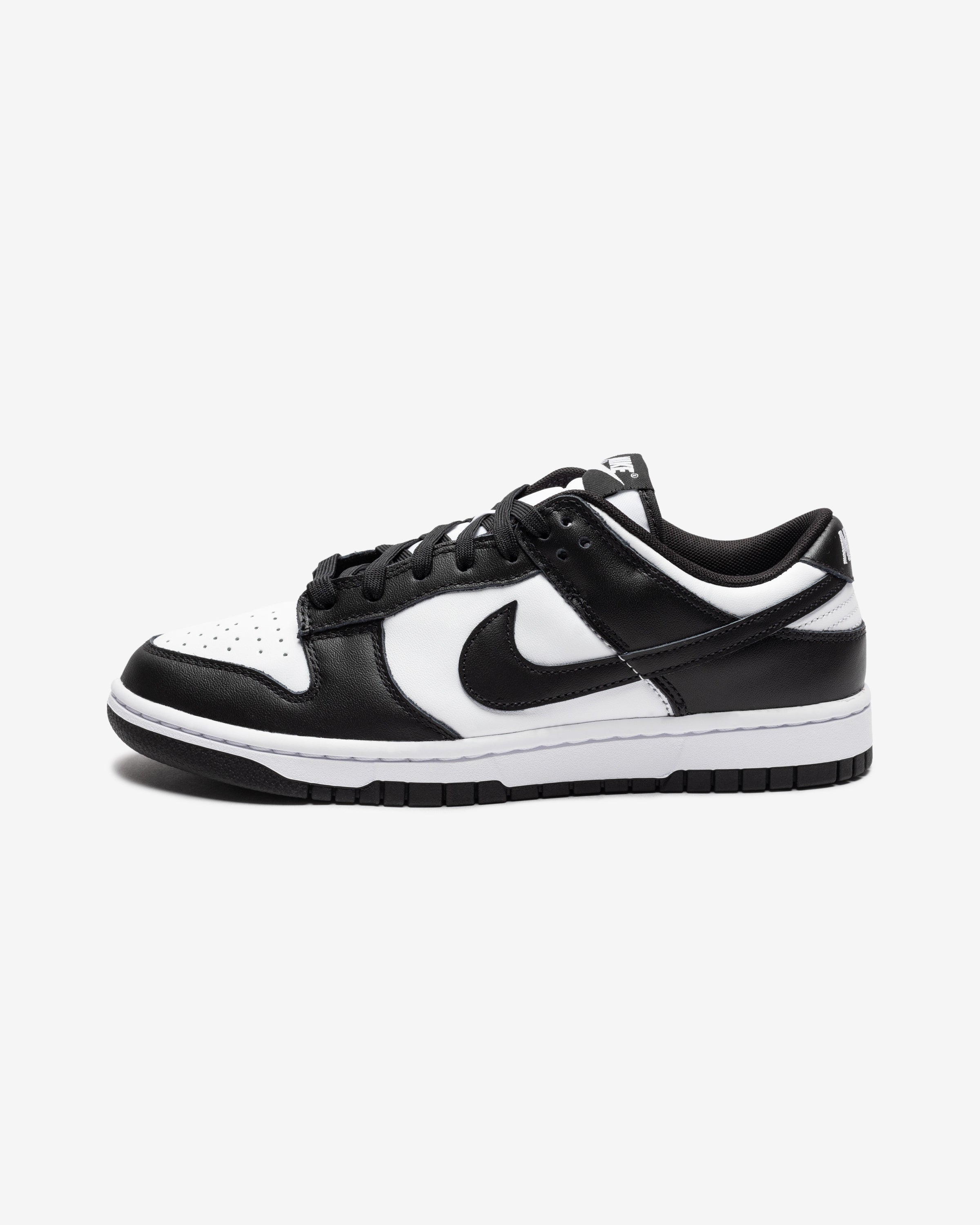 NIKE DUNK LOW RETRO - WHITE/ BLACK