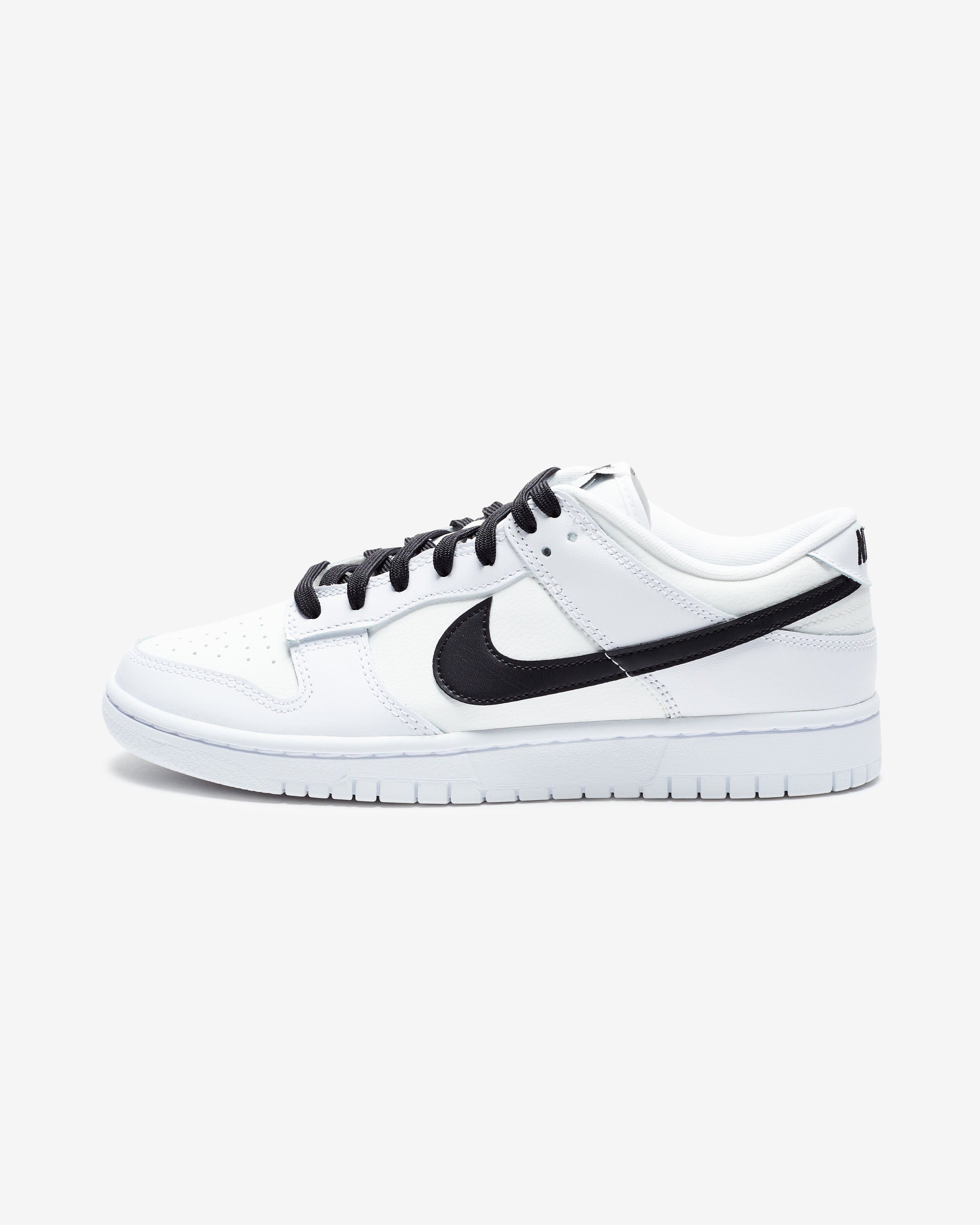 NIKE DUNK LOW RETRO - WHITE/ BLACK/ SUMMITWHITE