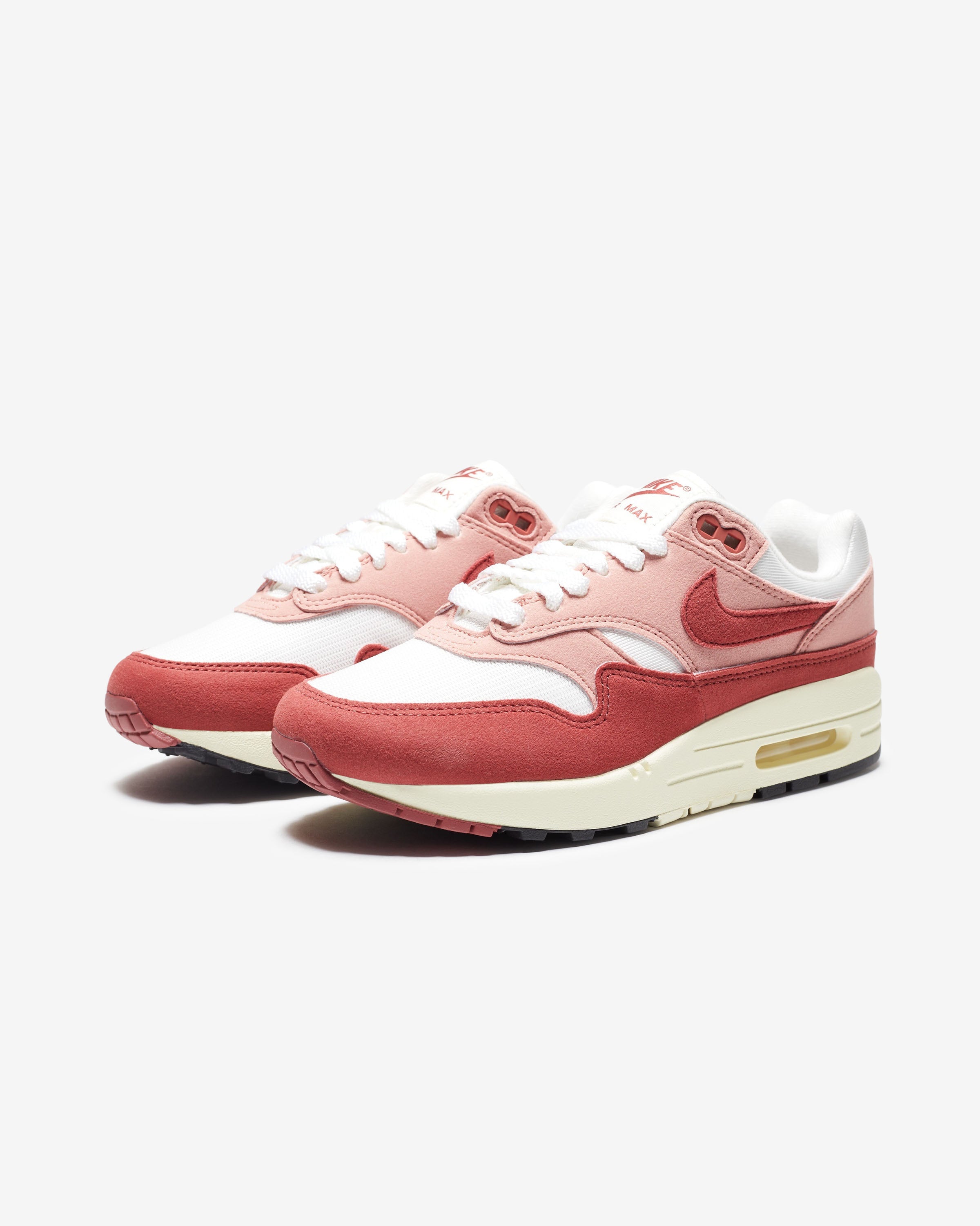 NIKE WOMEN'S AIR MAX 1 '87 - SAIL/ CEDAR/ REDSTARDUST