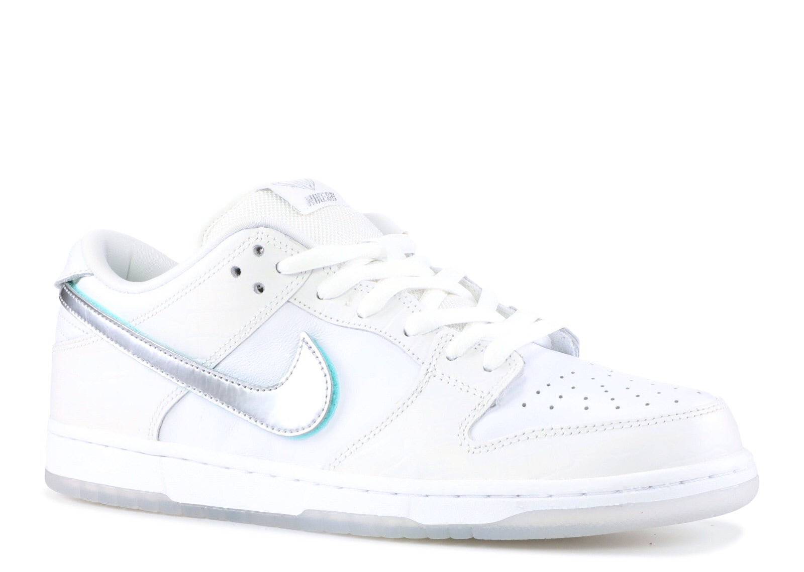 NIKE SB DUNK LOW PRO X DIAMOND SUPPLY CO. 'WHITE DIAMOND'